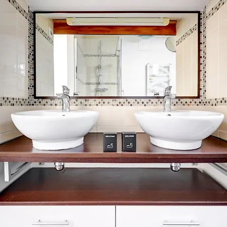 Bluestay 223 - Superb In Апартаменты *